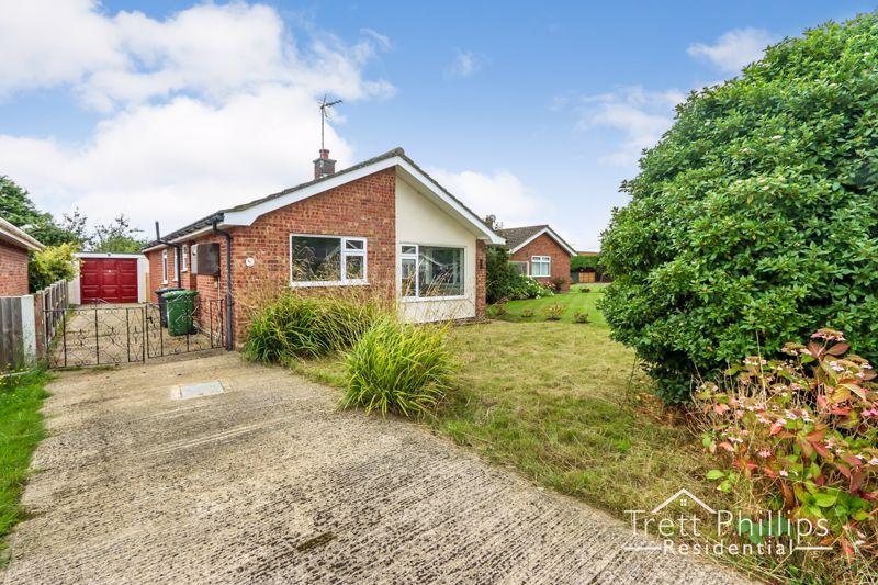 Laxfield Road, Sutton 2 bed detached bungalow £1,100 pcm (£254 pw)