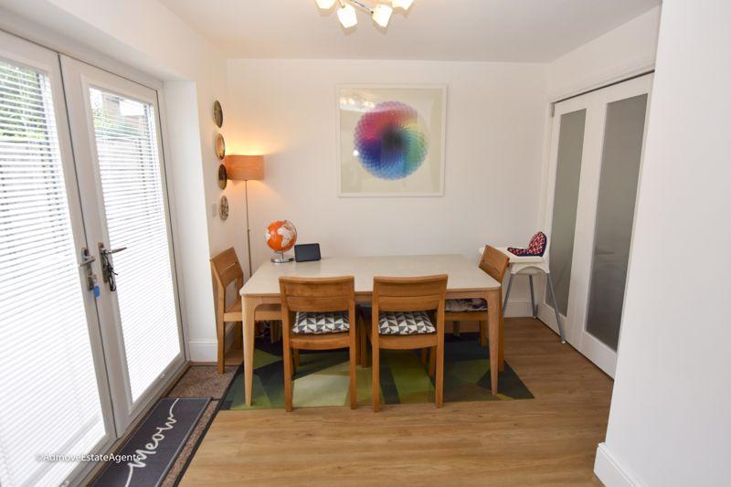 Cherry Tree Avenue, Lymm, WA13 3 bed semidetached house £1,360 pcm