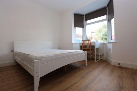 Property to rent, Dover Road, Edmonton N9