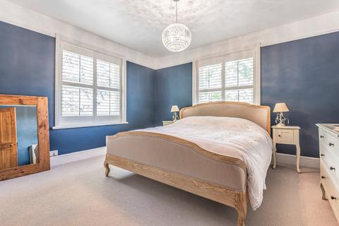 4 bedroom detached house for sale - School Lane, Bagshot, Surrey
