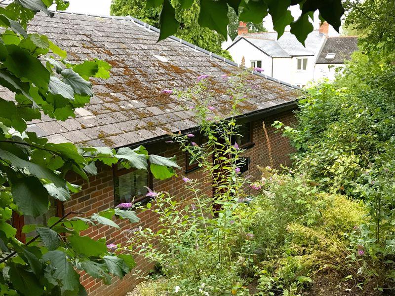 Fox Lane, Boars Hill 5 bed detached house for sale £750,000