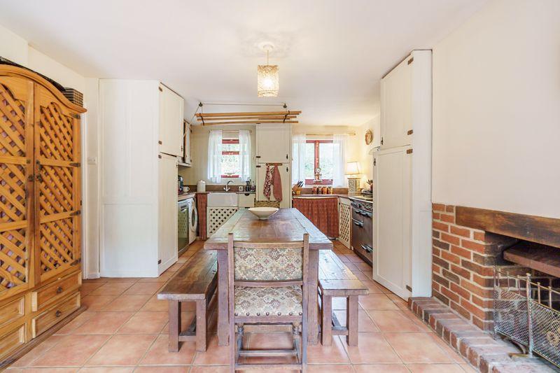 Kitchen/Dining