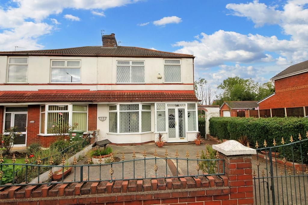 Common Road, NewtonleWillows, WA12 3 bed semidetached house £199,950