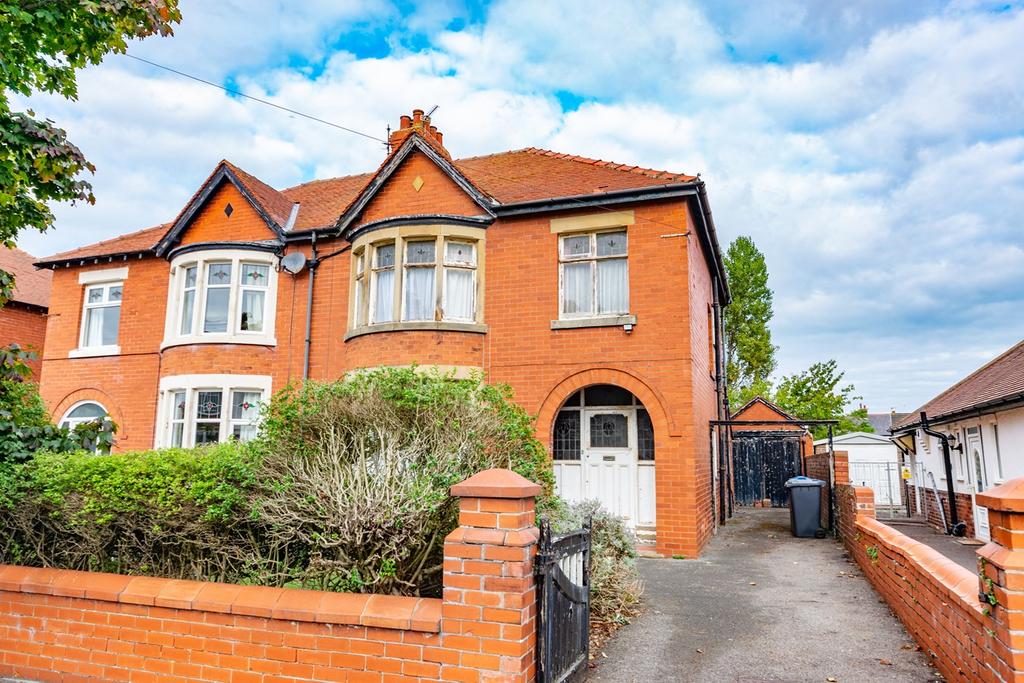 Ryeheys Road, Lytham St Annes, FY8 3 bed semidetached house for sale