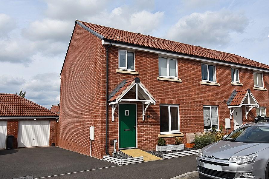 Shareford Way, Cranbrook, Exeter, EX5 3 bed semidetached house for