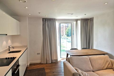 1 bedroom flat to rent, 1 Bedroom Apartment to let, Residence Tower, Woodberry Grove, London  N4