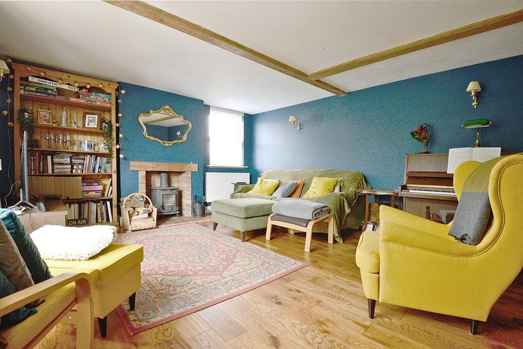 Hospital Road, Arlesey, SG15 4 bed detached house £600,000