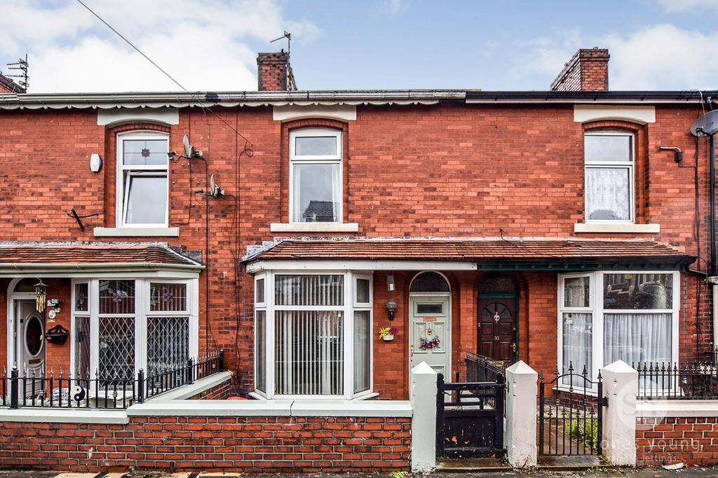 Norwood Avenue, Blackburn, BB2 3 bed terraced house £100,000
