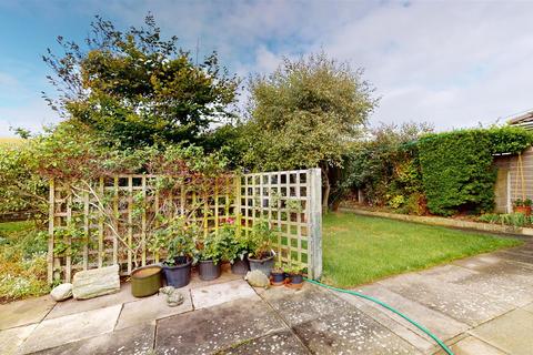 45 Croft Road, Portland, DT5 2HH