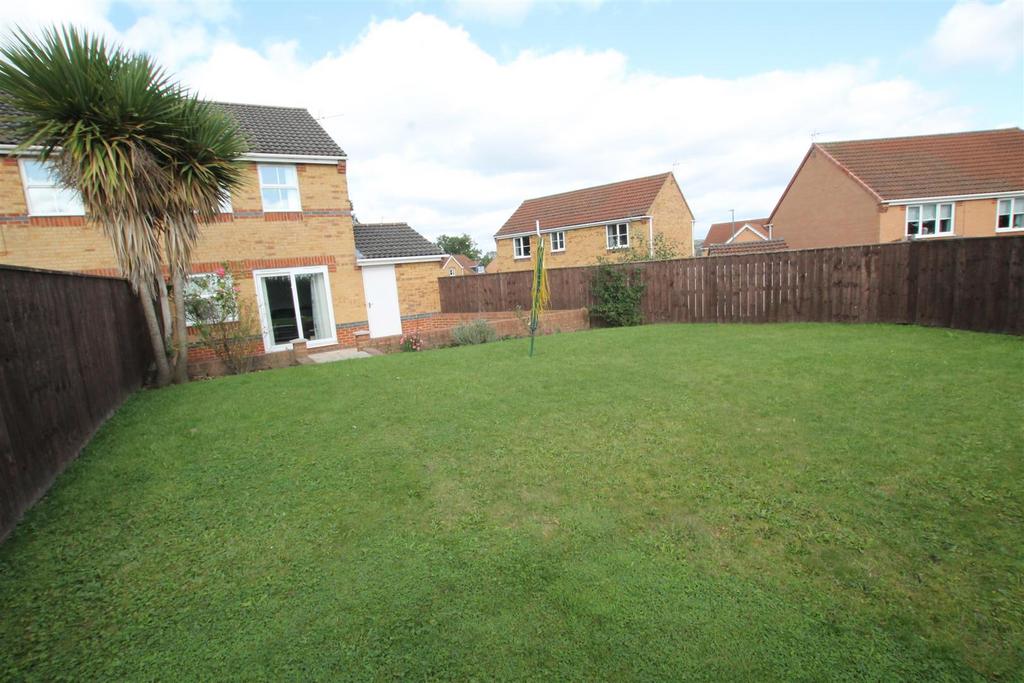 Chaucer Drive, Crook 3 bed semidetached house £140,000
