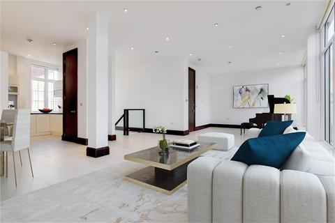 3 bedroom penthouse for sale, Carthusian Street, Barbican, EC1M