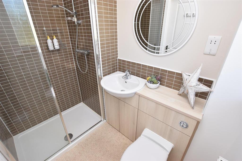 En suite shower room.jpg
