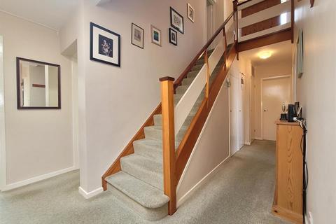18 Walter Road, Wokingham, RG41 3JA