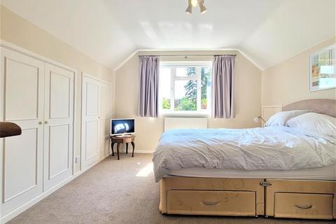 18 Walter Road, Wokingham, RG41 3JA