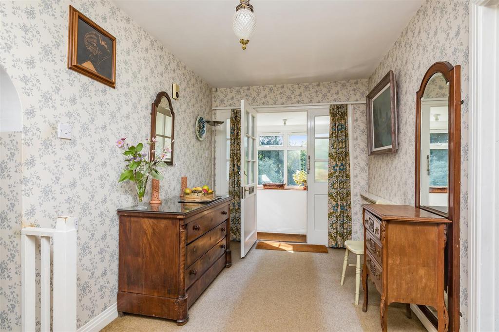 Fields House, Vicarage Way-7.JPG