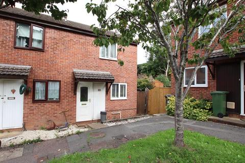 22 Britten Drive, Exeter, EX2 5RY