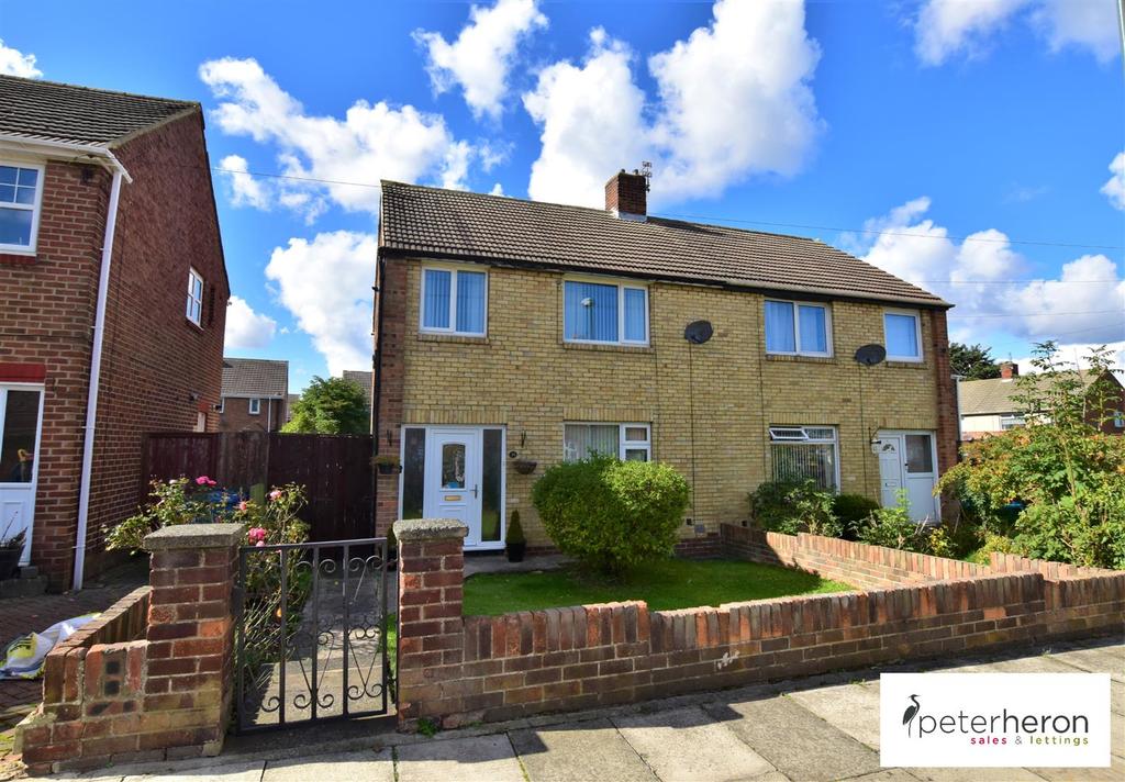 Parry Drive, Whitburn, Sunderland 3 bed semidetached house £159,950