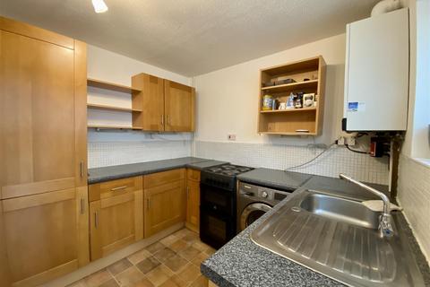12 Willingdon, Ashford, TN23 5YF