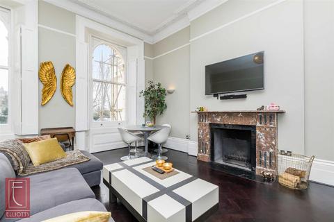 2 bedroom apartment for sale - Adelaide Crescent, Hove