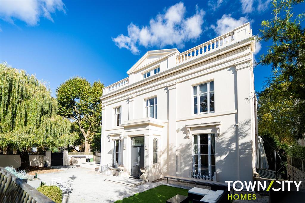 Warwick Avenue, London 6 bed semidetached house for sale £5,000,000