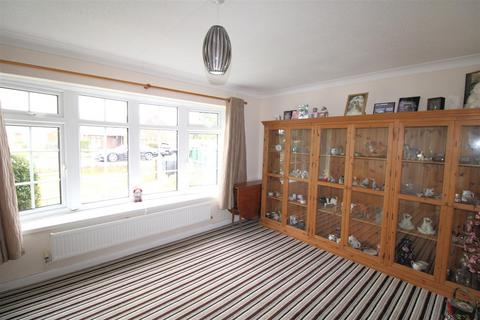 2 bedroom detached bungalow for sale, Hall Farm Gardens, East Winch, King's Lynn