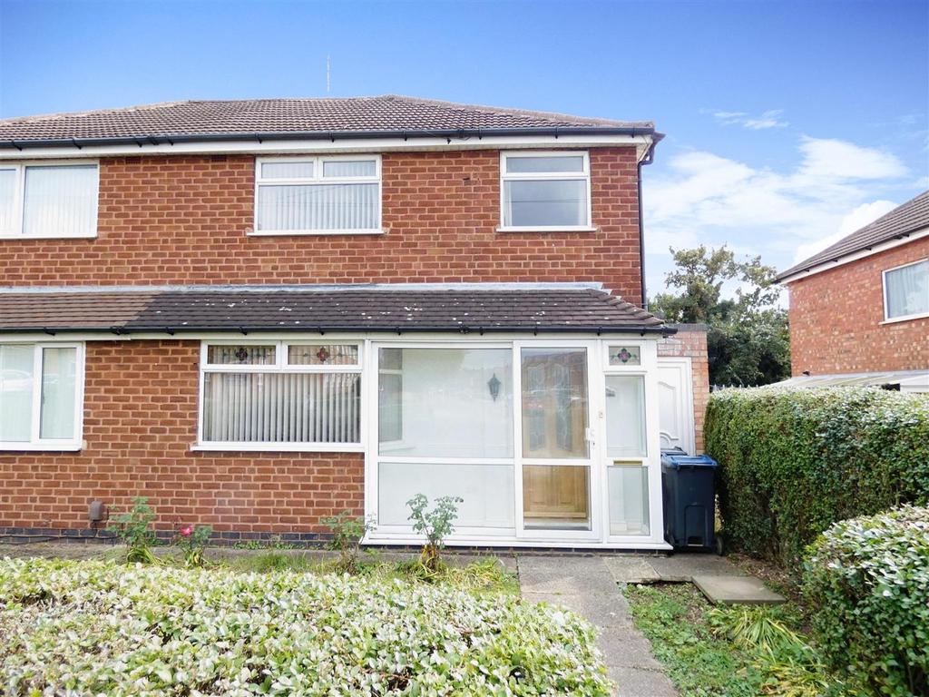 Southgate Road, Great Barr, Birmingham 3 bed semidetached house for