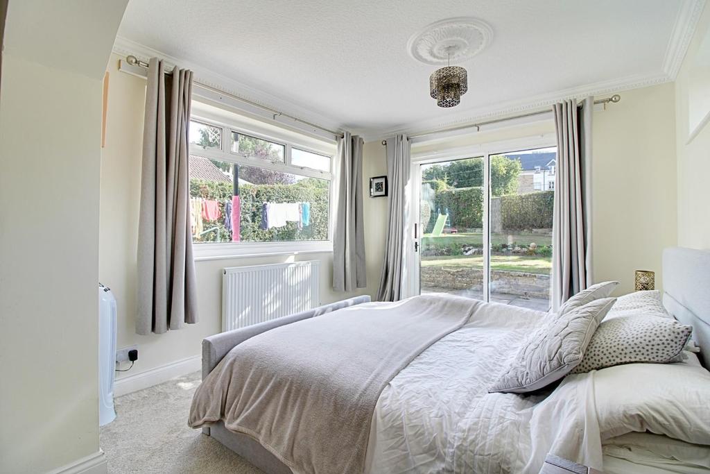 Bedroom One (1).jpg