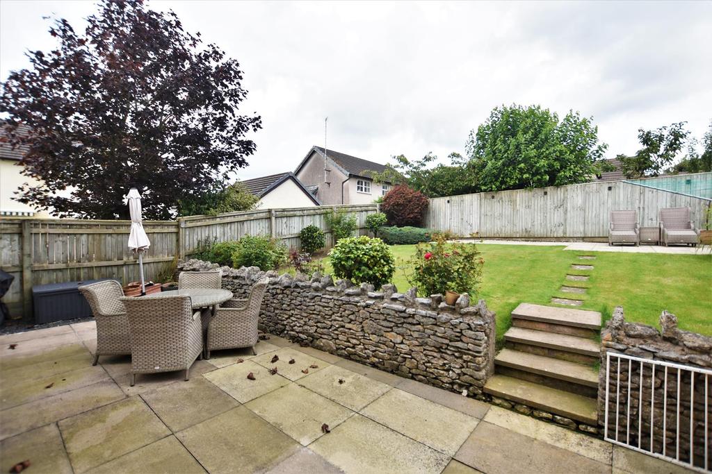 Central Court, Ulverston 4 bed detached house - £380,000