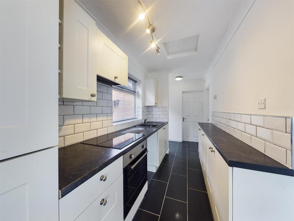 Kitchen: