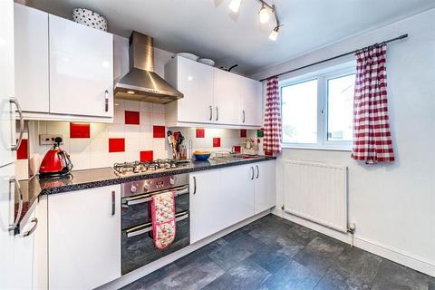 24 Overcroft Rise, Sheffield, S17 4AX