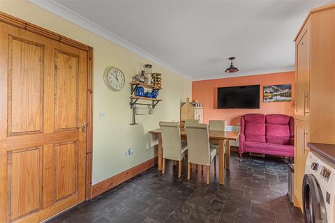 6 Meadowfield Close, Swinton, Malton, YO17 6RA