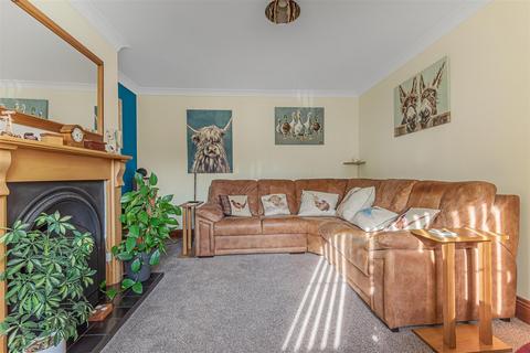 6 Meadowfield Close, Swinton, Malton, YO17 6RA