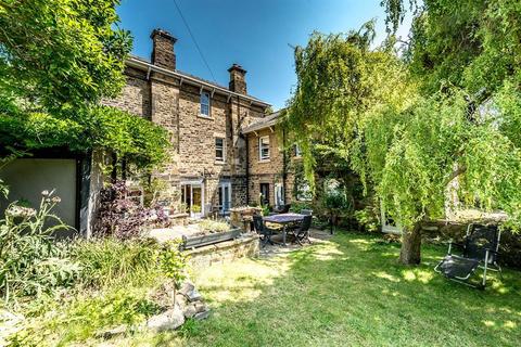 25a Collegiate Crescent, Sheffield, S10 2BJ