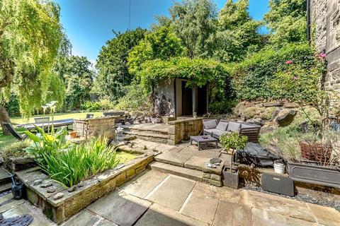 25a Collegiate Crescent, Sheffield, S10 2BJ