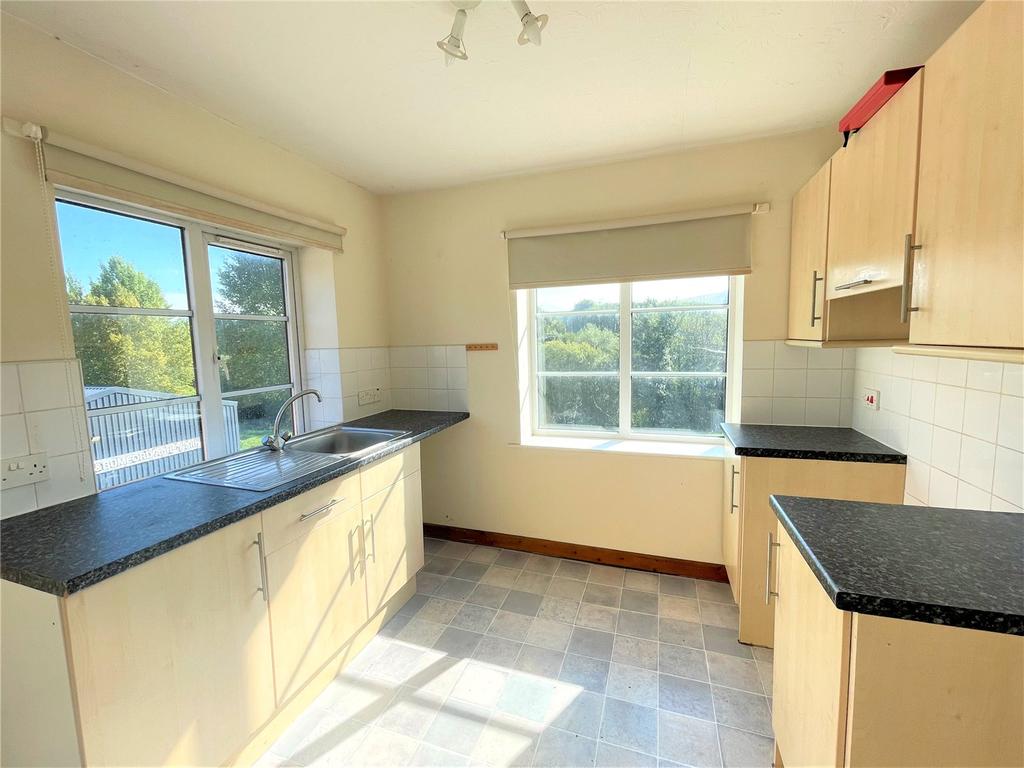 Cymric Mill, Canal Road, Newtown... 2 bed flat £425 pcm (£98 pw)