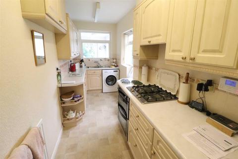 6 Gresham Avenue, Leamington Spa, CV32 7RA