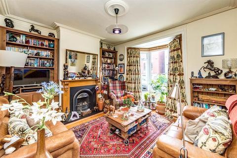 145 Alexandra Road, Sheffield, S2 3EH
