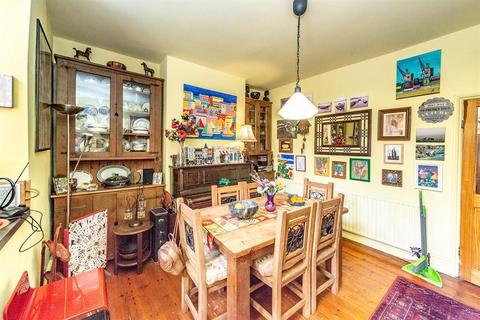 145 Alexandra Road, Sheffield, S2 3EH