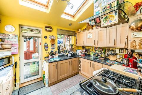 145 Alexandra Road, Sheffield, S2 3EH