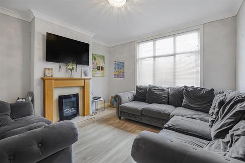 3 bedroom house for sale - Upper Luton Road, Chatham