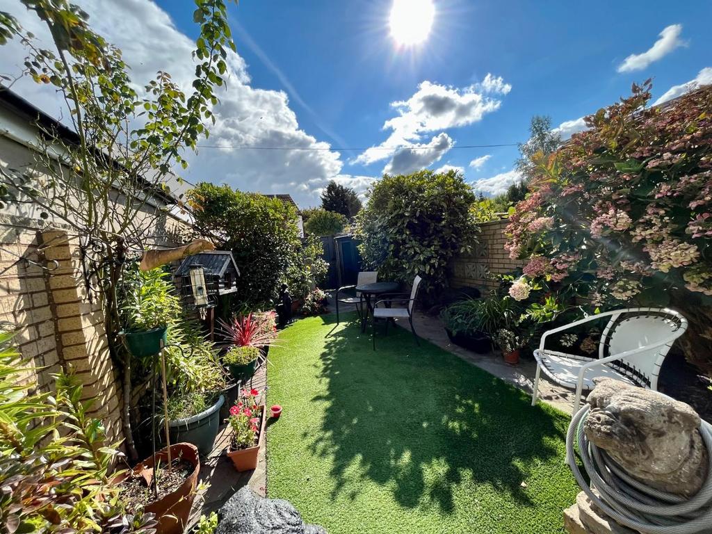 Upper Denmark Road, Ashford TN23 3 bed terraced house for sale £225,000