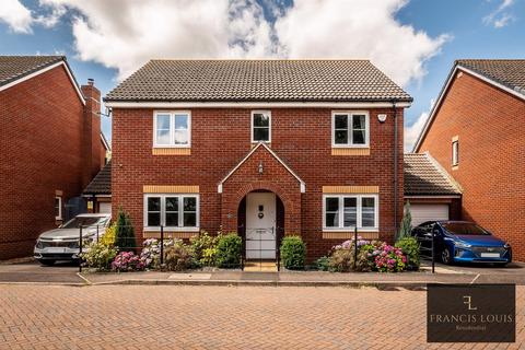 5 bedroom detached house for sale - Liberty Way