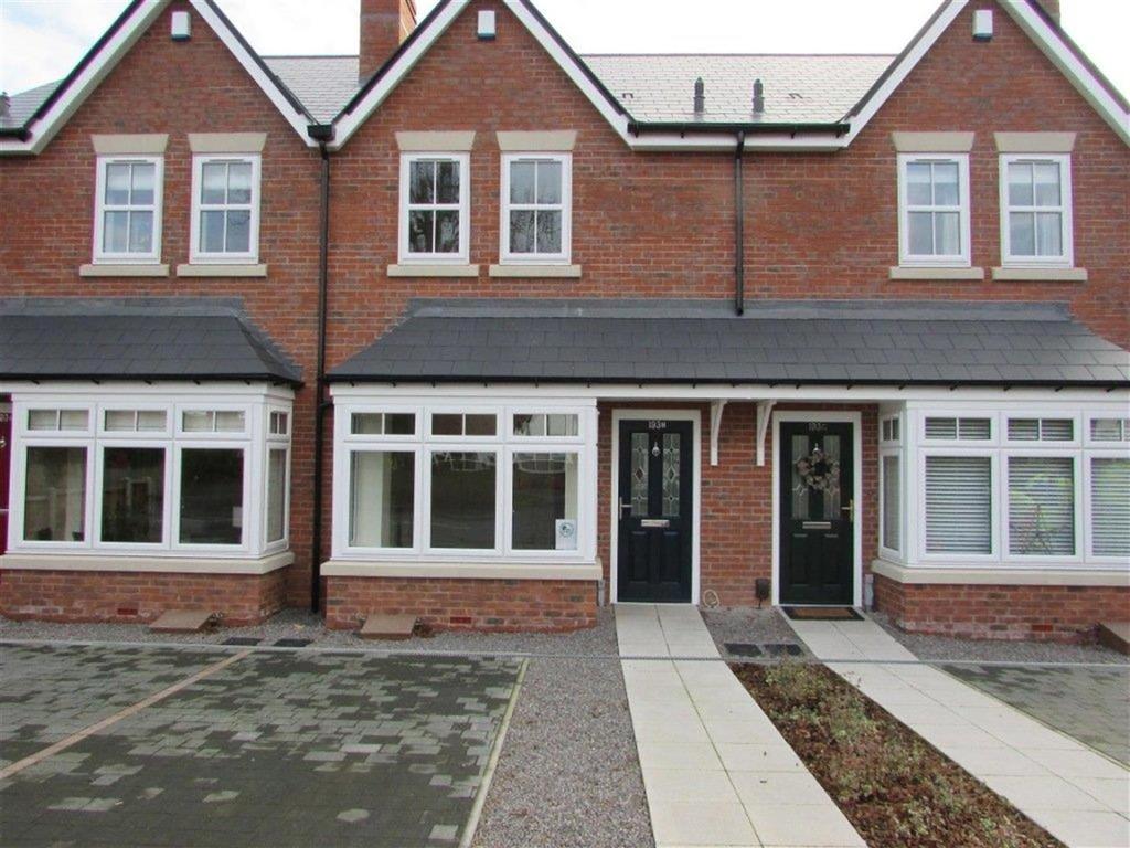 Tanworth Lane, Solihull, B90 4BZ 3 bed townhouse £1,350 pcm (£312 pw)