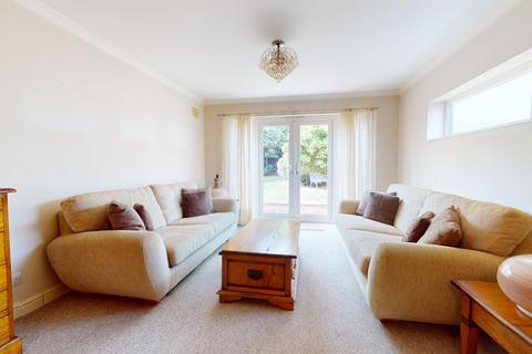 6 Chaucer Road, Northfleet, Gravesend, DA11 8EP