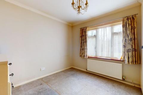6 Chaucer Road, Northfleet, Gravesend, DA11 8EP