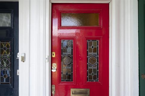 120 Durham Road, London, SW20 0DG