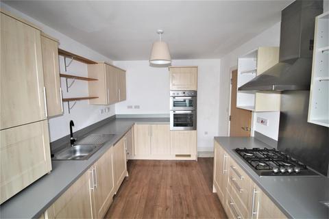 4 bedroom terraced house to rent - Great Mead, Chippenham