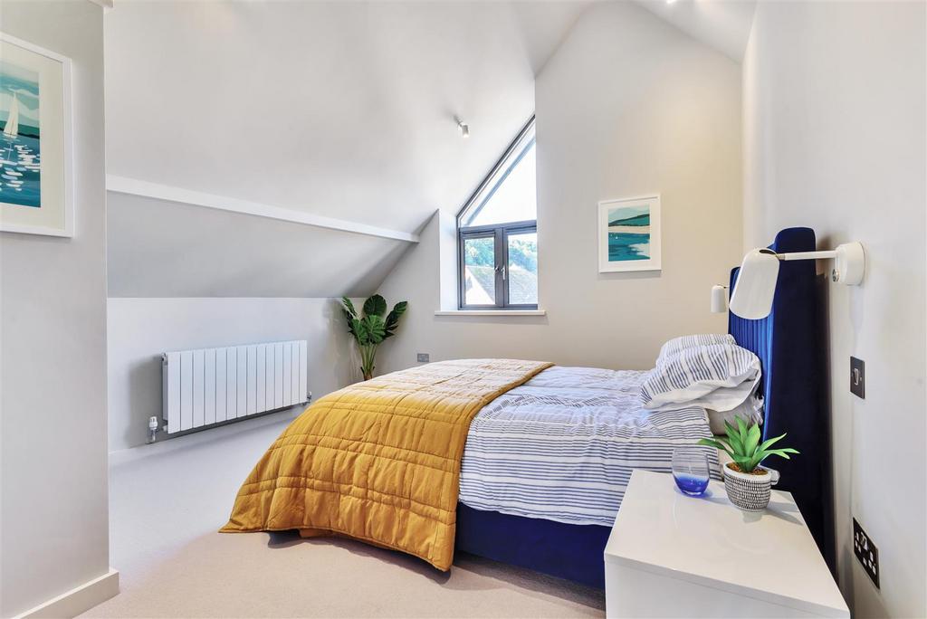 Bedroom 2.jpg
