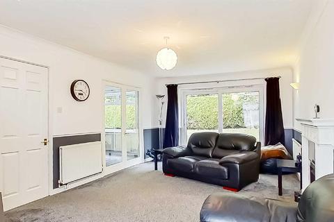 4 Casterton Close, Heelands, Milton Keynes, MK13 7QP