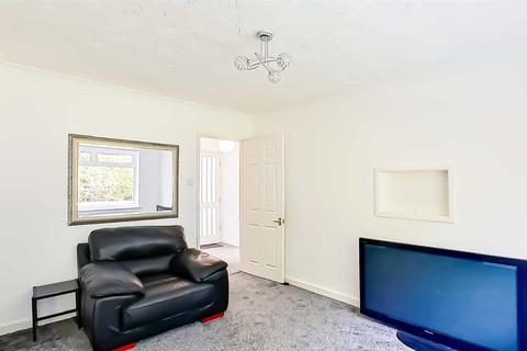 4 Casterton Close, Heelands, Milton Keynes, MK13 7QP
